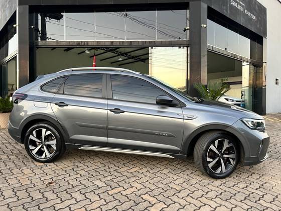 VOLKSWAGEN NIVUS 1.0 200 TSI TOTAL FLEX HIGHLINE AUTOMÁTICO